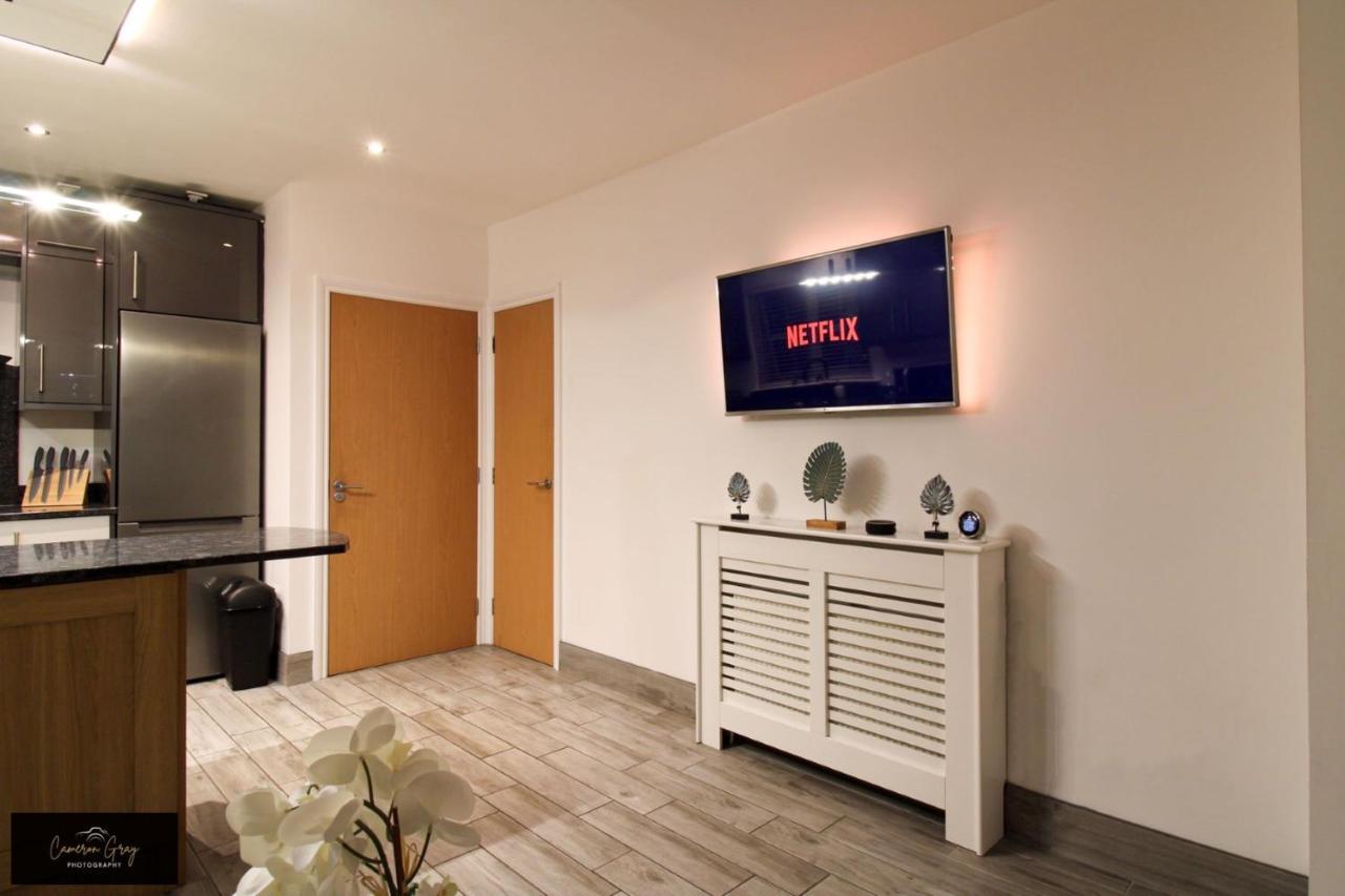 Nice 2 Bed House, Office, Wi-Fi, Free Parking Belfast Exterior foto